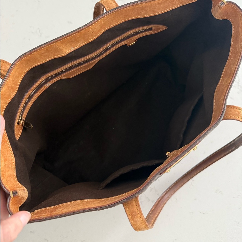 FLASH SALE Louis Vuitton LV Monogram Wilshire Tote - Picture 5 of 10